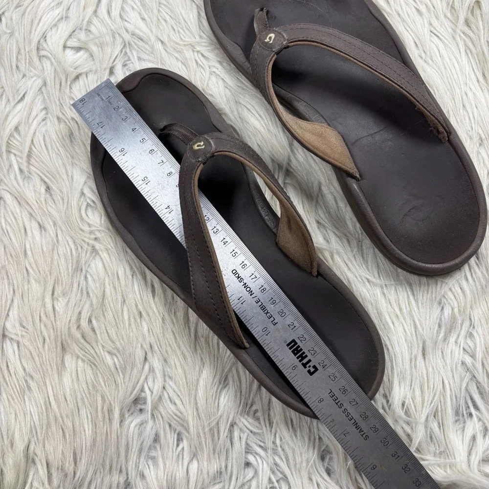 OluKai Women's 9.5 Brown Ohana Water-Resistant Flip Flops‎ Sandals Hawaii Beach
